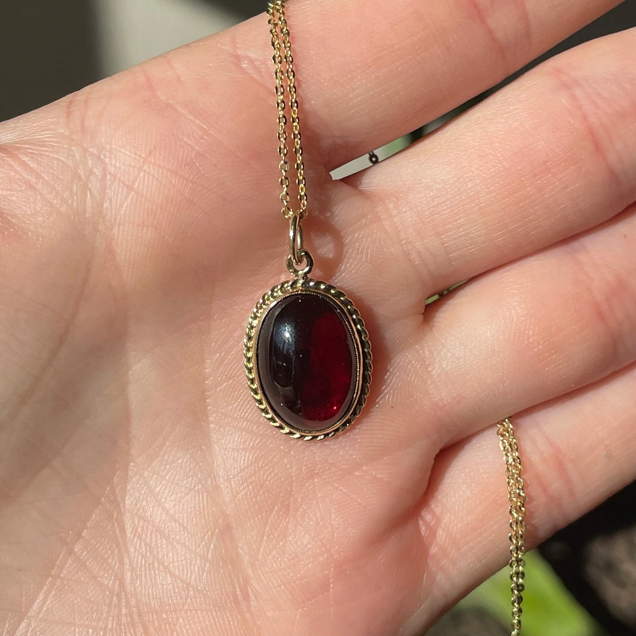 14K Gold Garnet Cabochon Pendant Necklace