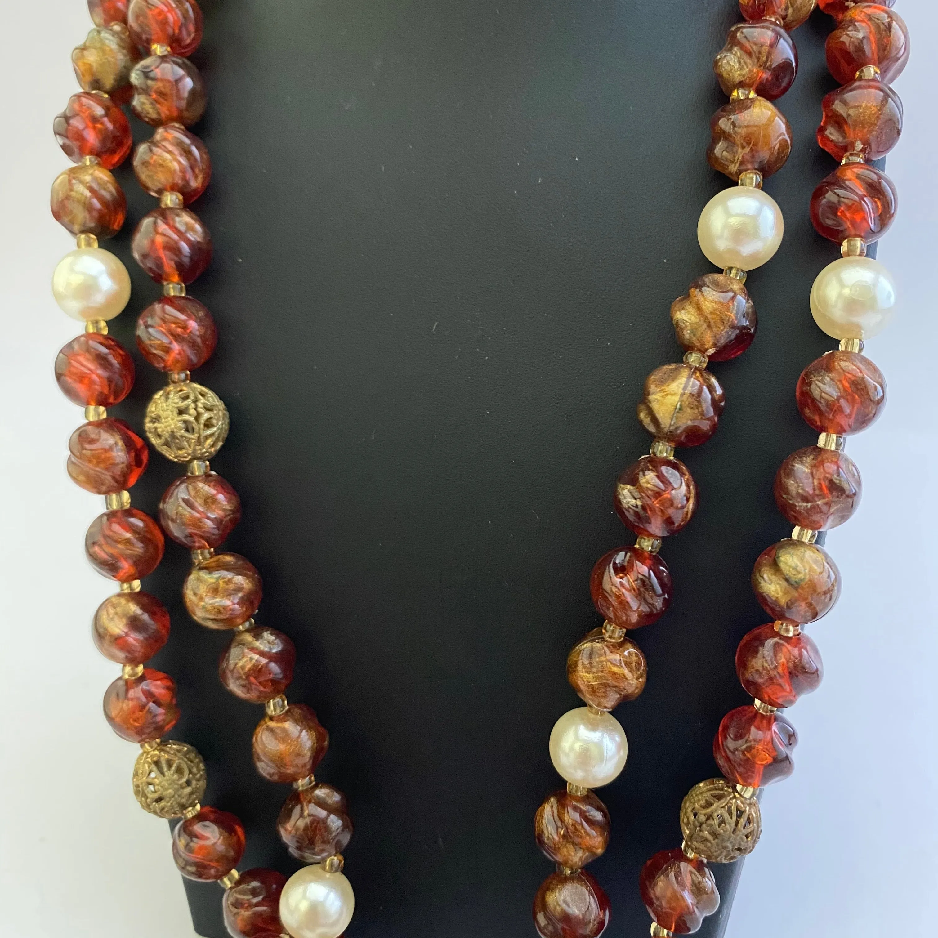 1960s Lisner Bead Demi-Parure