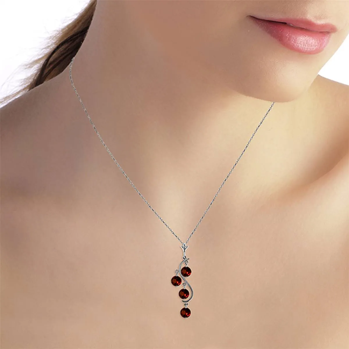 2.25 Carat 14K Solid White Gold Explanations Garnet Necklace