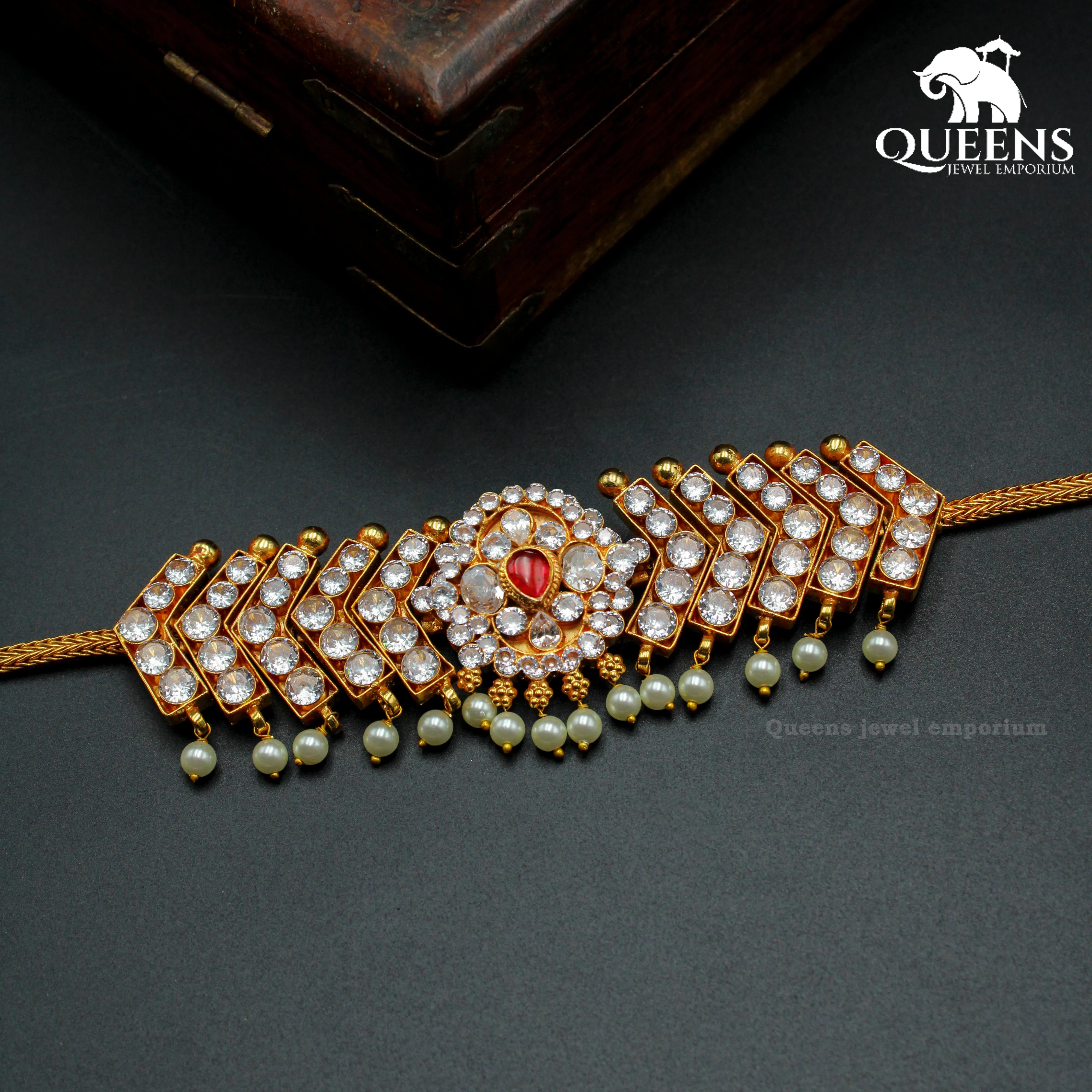 ADARSHINI CHOKER