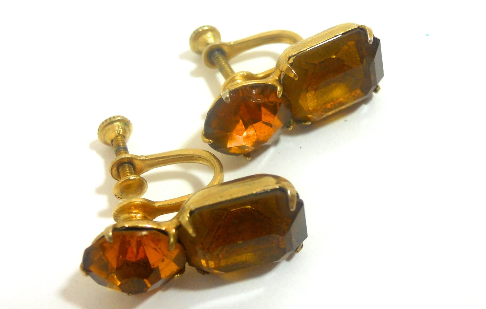 Amber Colored Rhinestone Screwback Clip Earrings circa 1950s