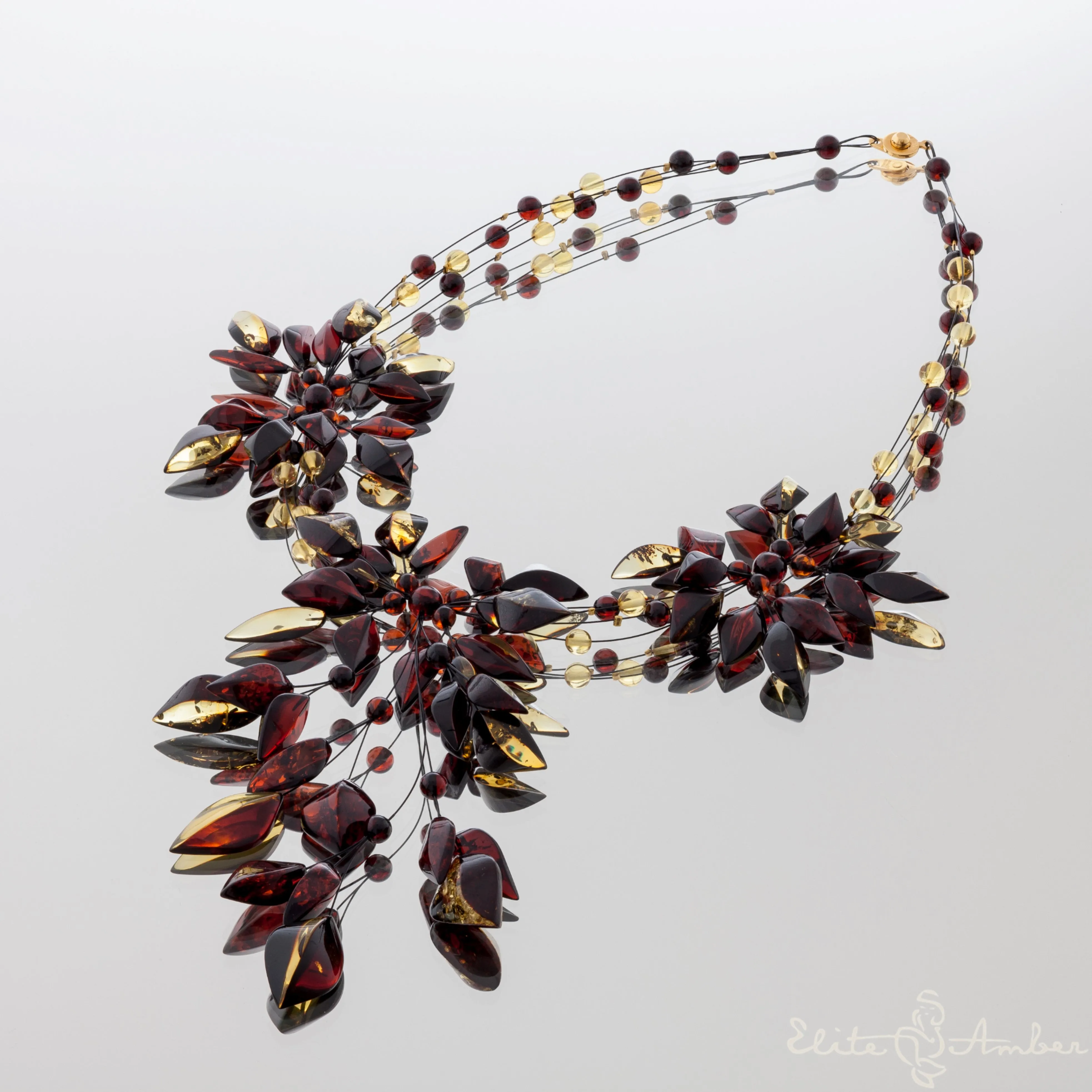 Amber necklace "Amazing wind flowers"