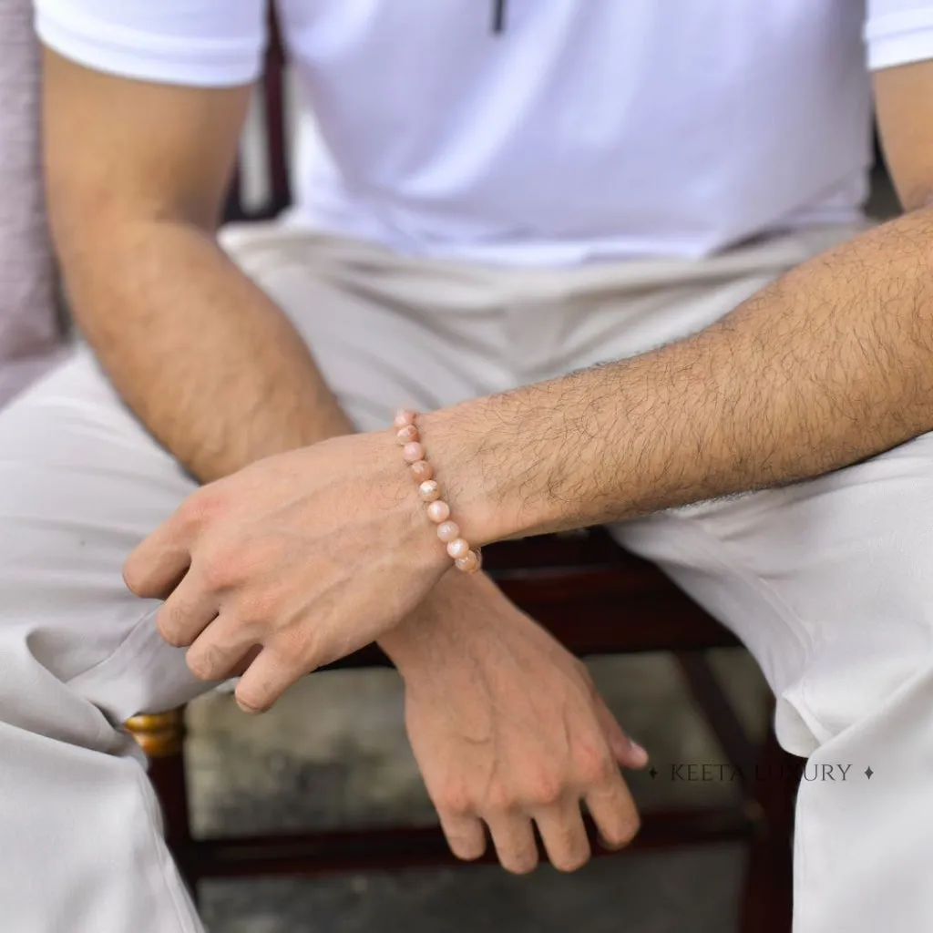 Basic - Peach Moonstone Bracelet