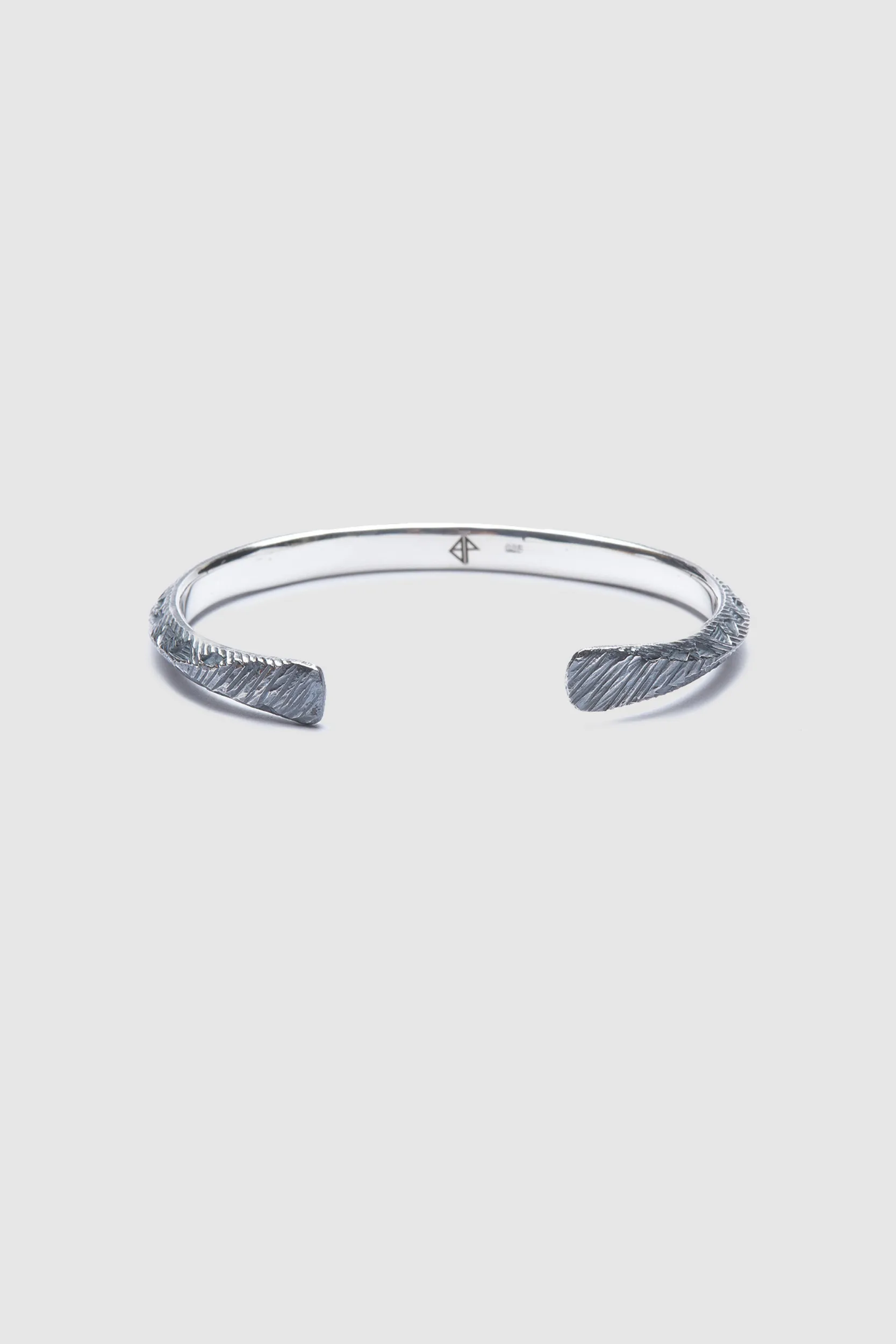 BUCK PALMER - NAVA ROYAL CUFF OXIDIZED STERLING SILVER