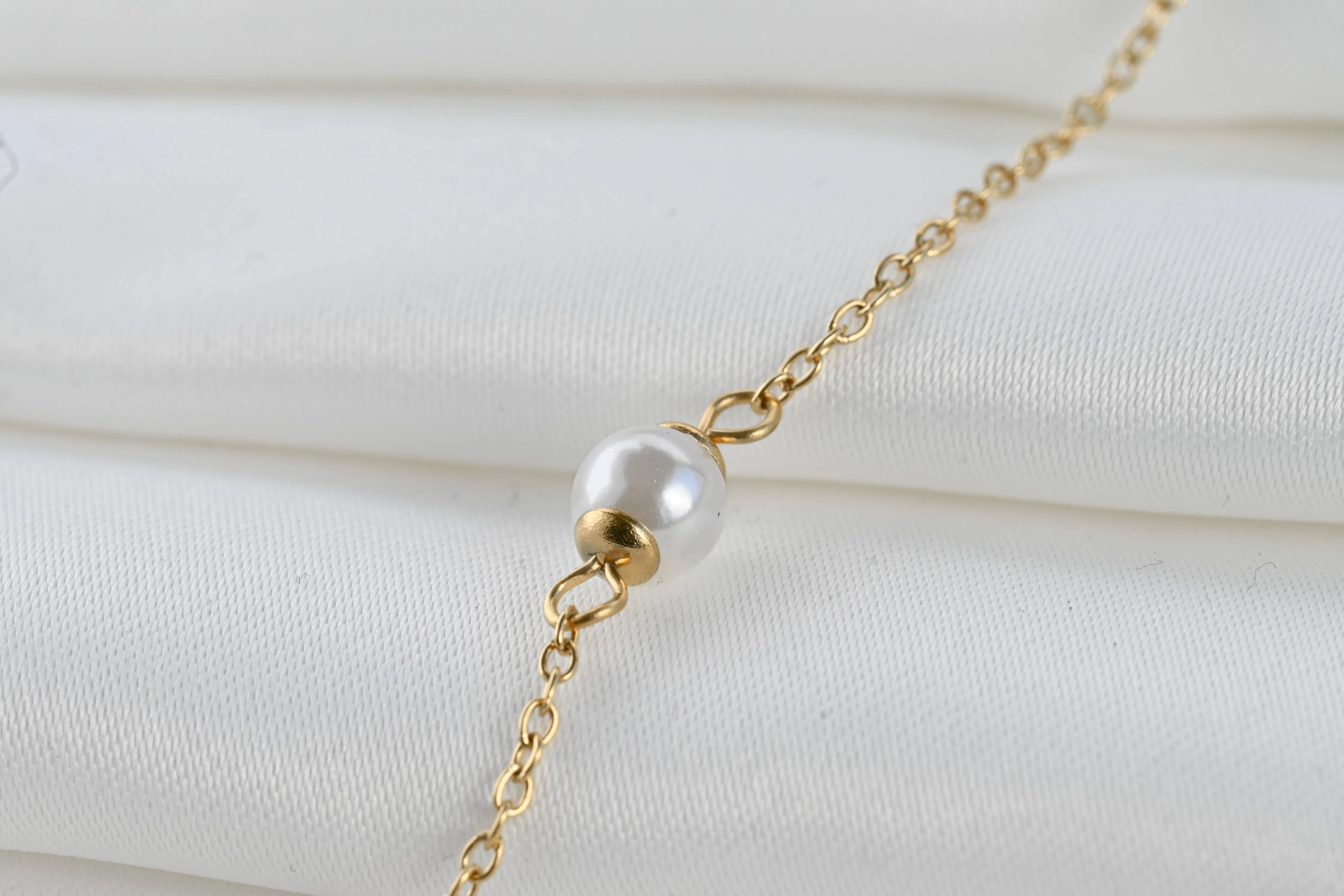 Dainty Pearl Bracelet