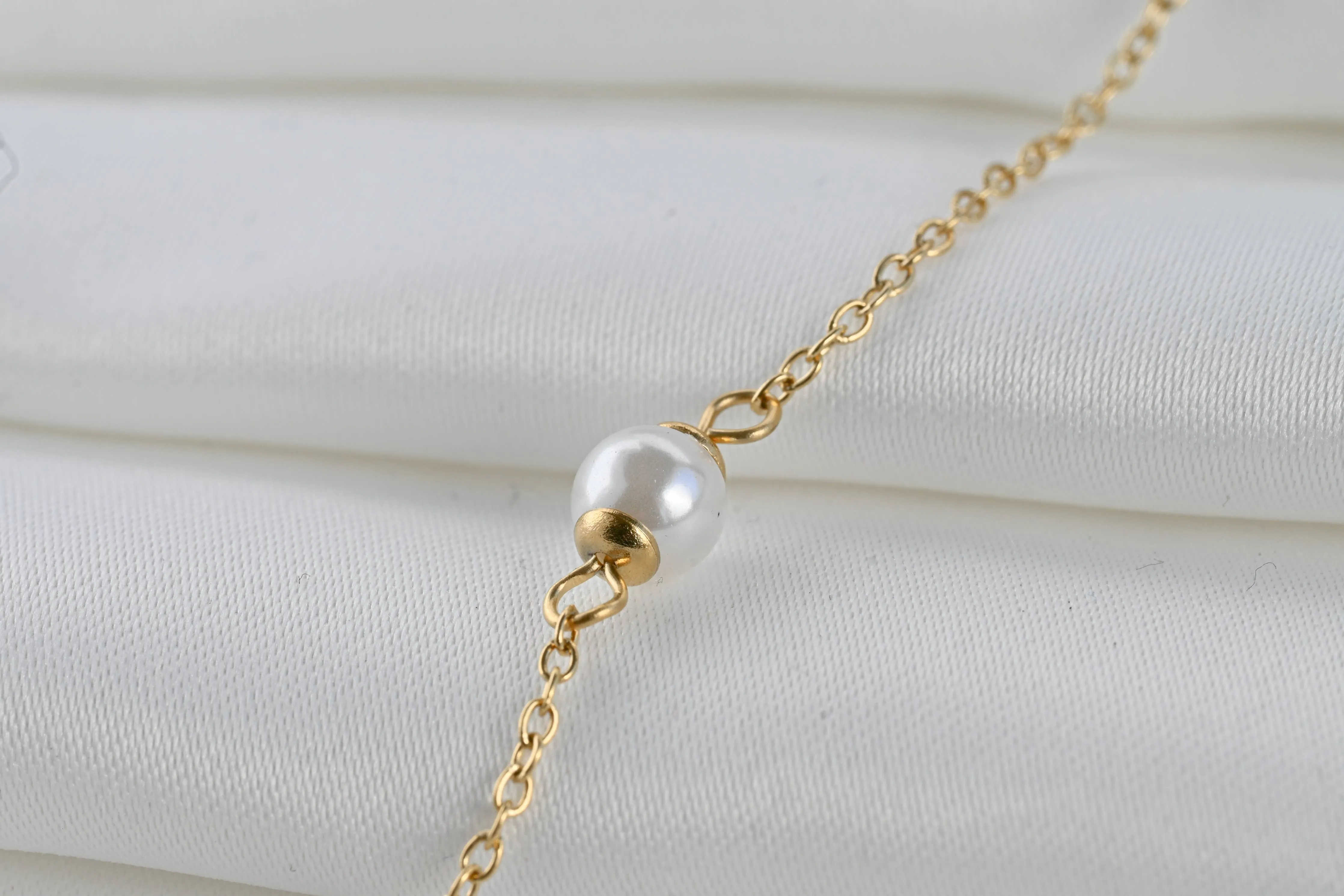 Dainty Pearl Bracelet