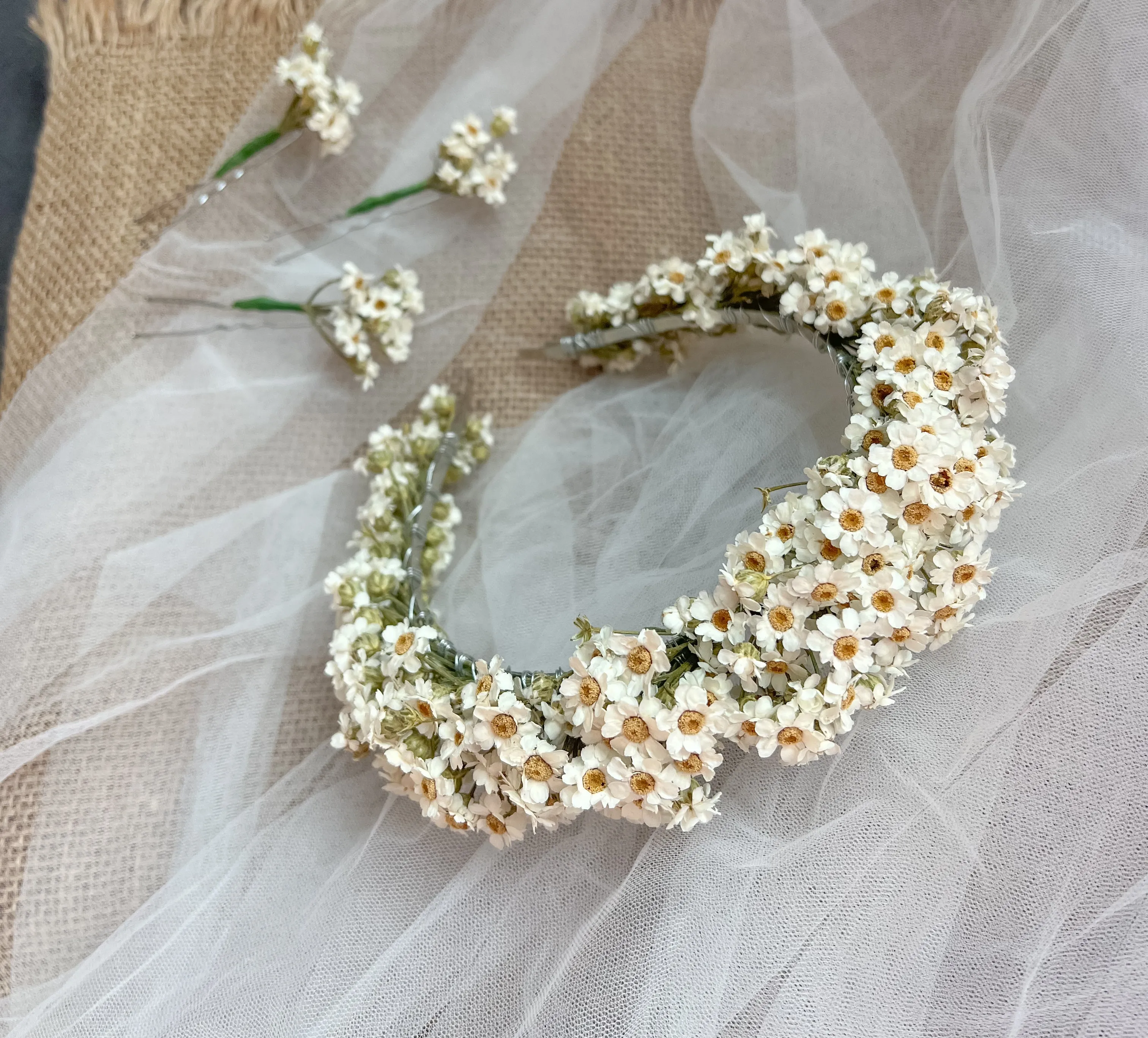 Daisy Headband, White Daisy Floral Tiara, Dried Mini Daisy Flower Crown, Dried Flower Crown