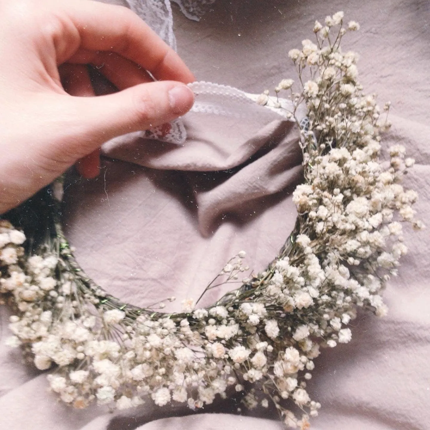 Flower Girl Crown / Baby Floral Crown / Baby's Breath Baby Crown / Newborn Crown / Newborn Photo Prop / flower crown baby