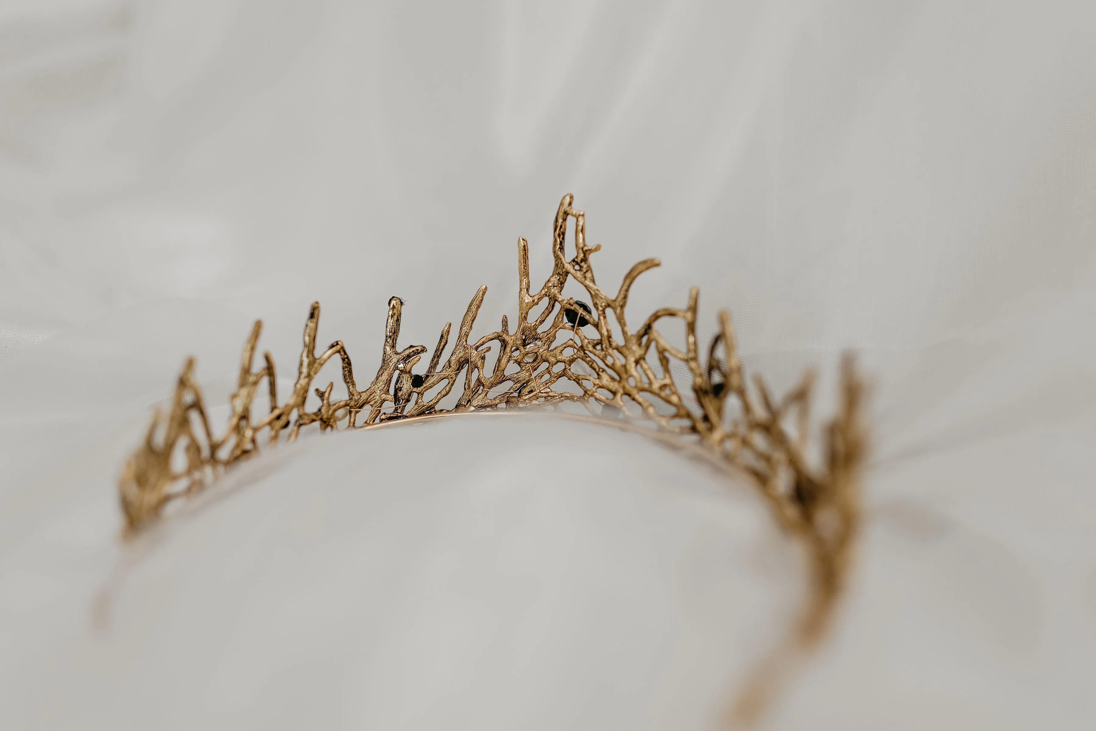 Gilda’s Tiara in Gold/ Bronze