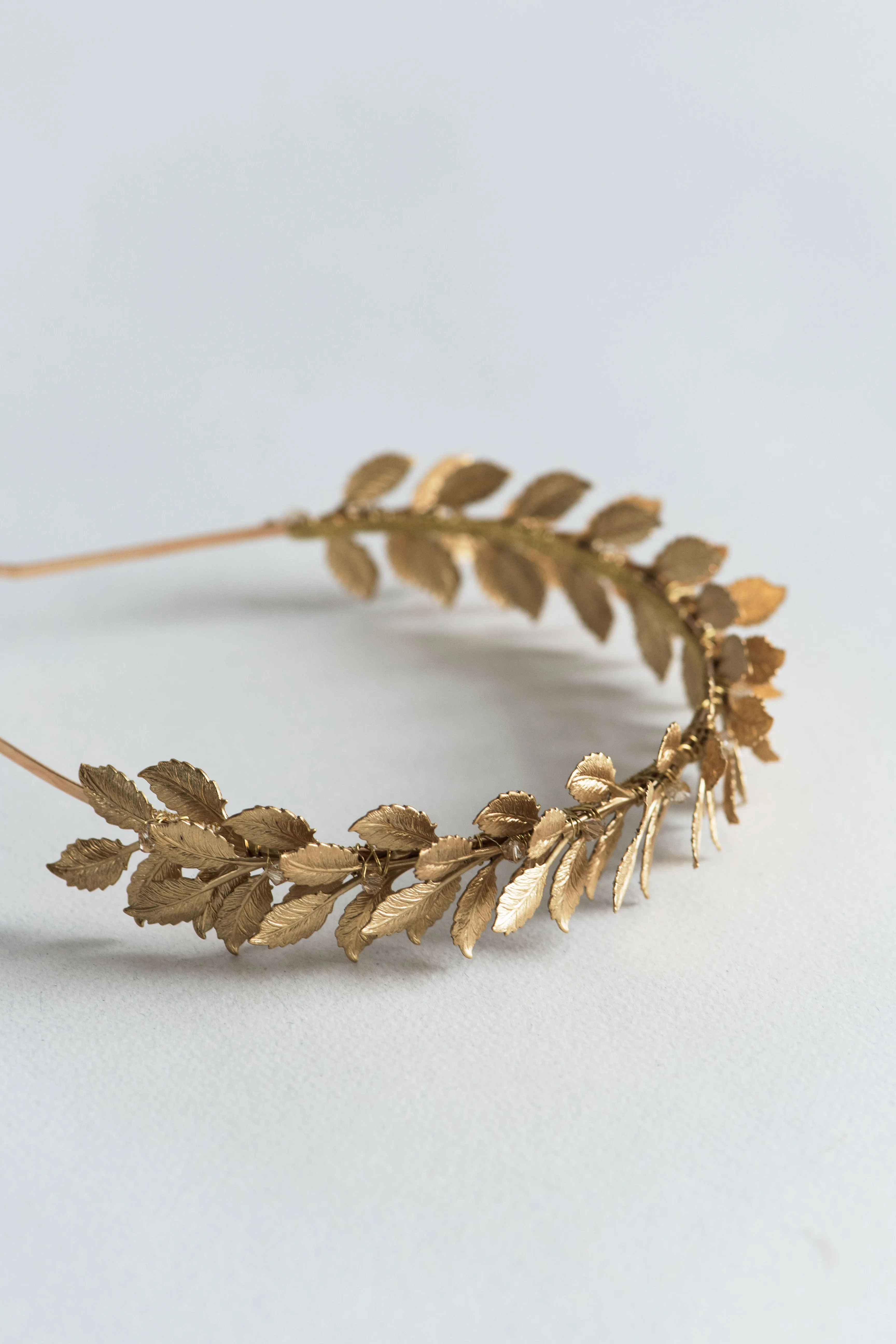 Gold wedding crown - CLOTILDE