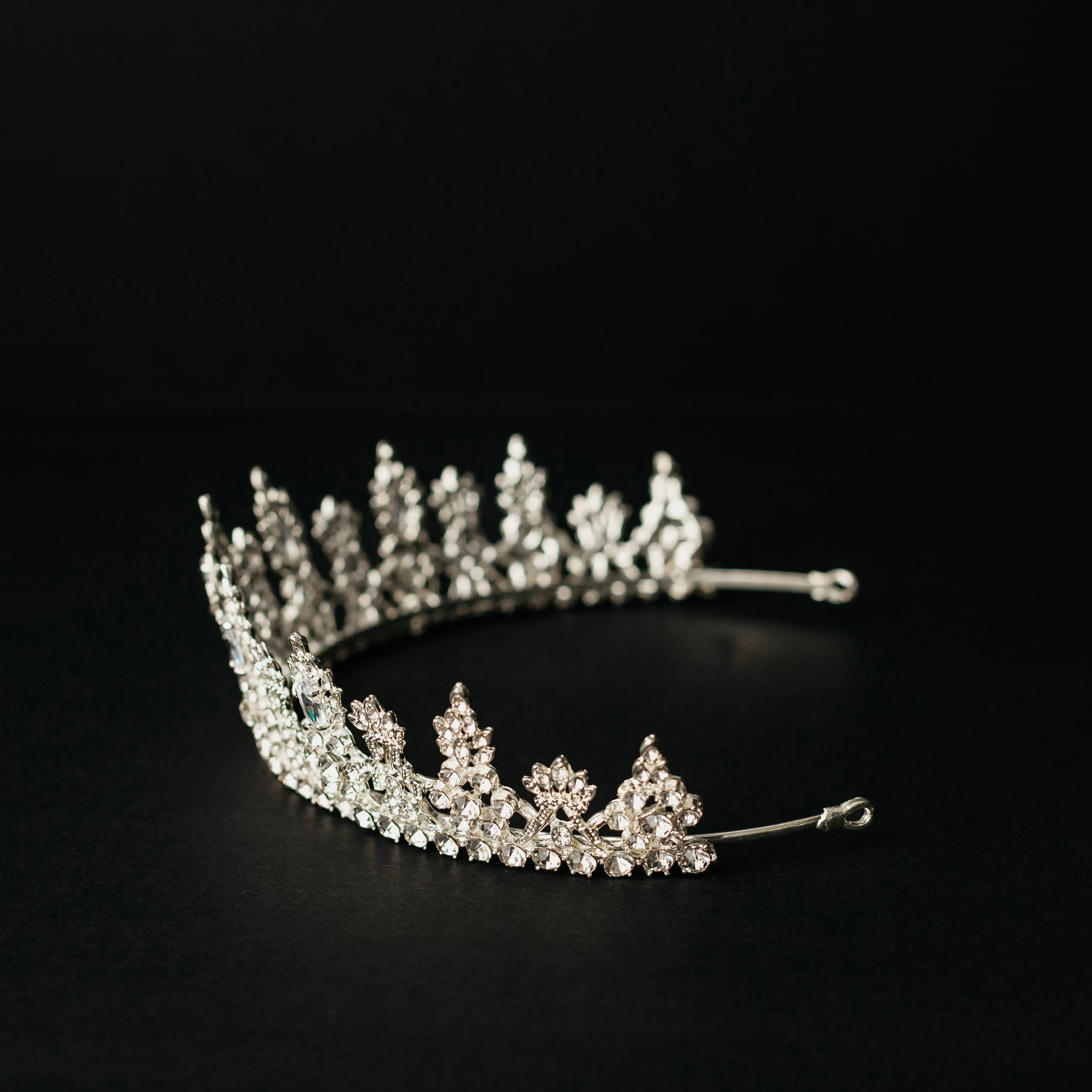 Hollis' Tiara in Silver