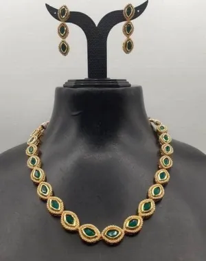 Meena Centre Kundan Simple Set