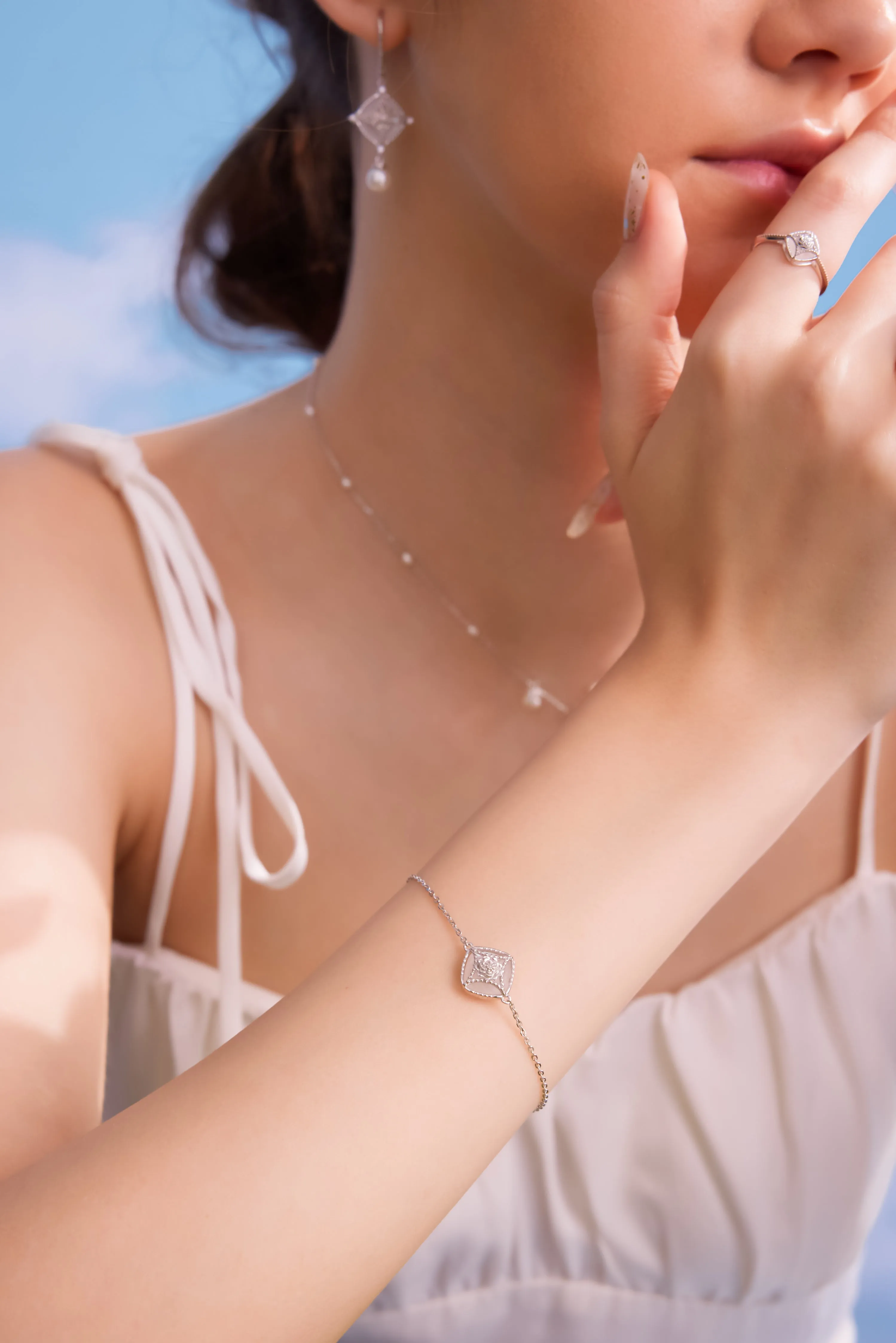 Moonstone Silver Bracelet - Water Lily