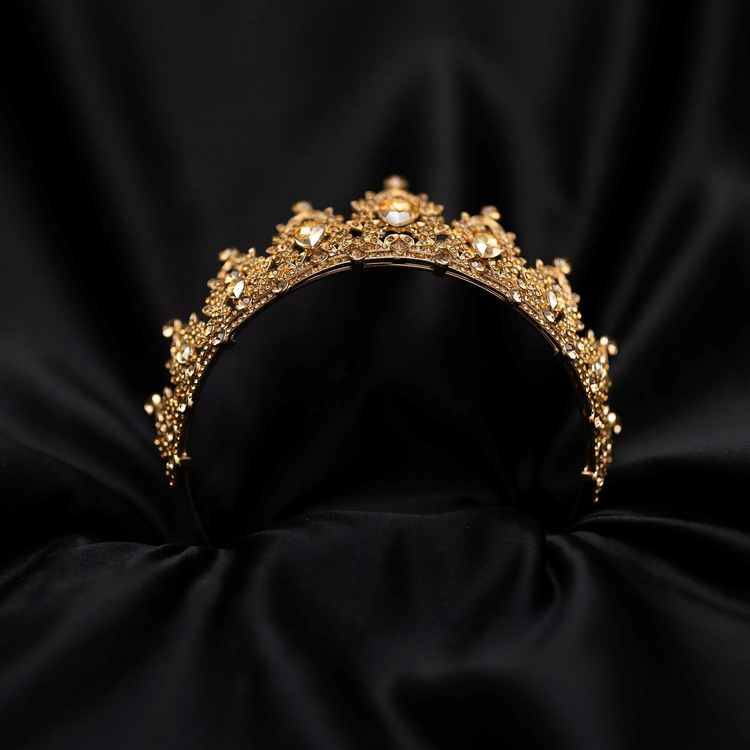 Ophelia's Tiara in Gold