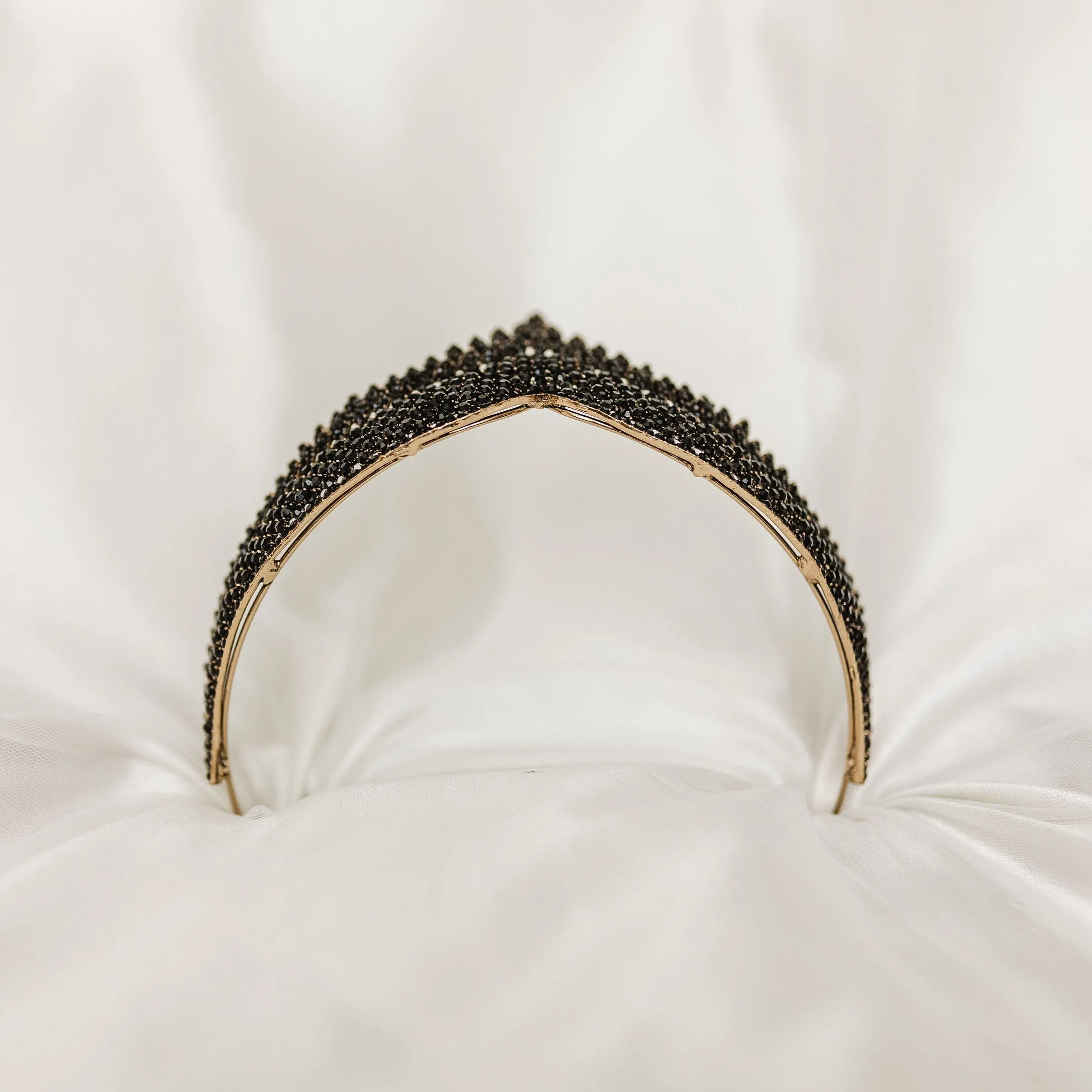 Paola's Tiara in Black