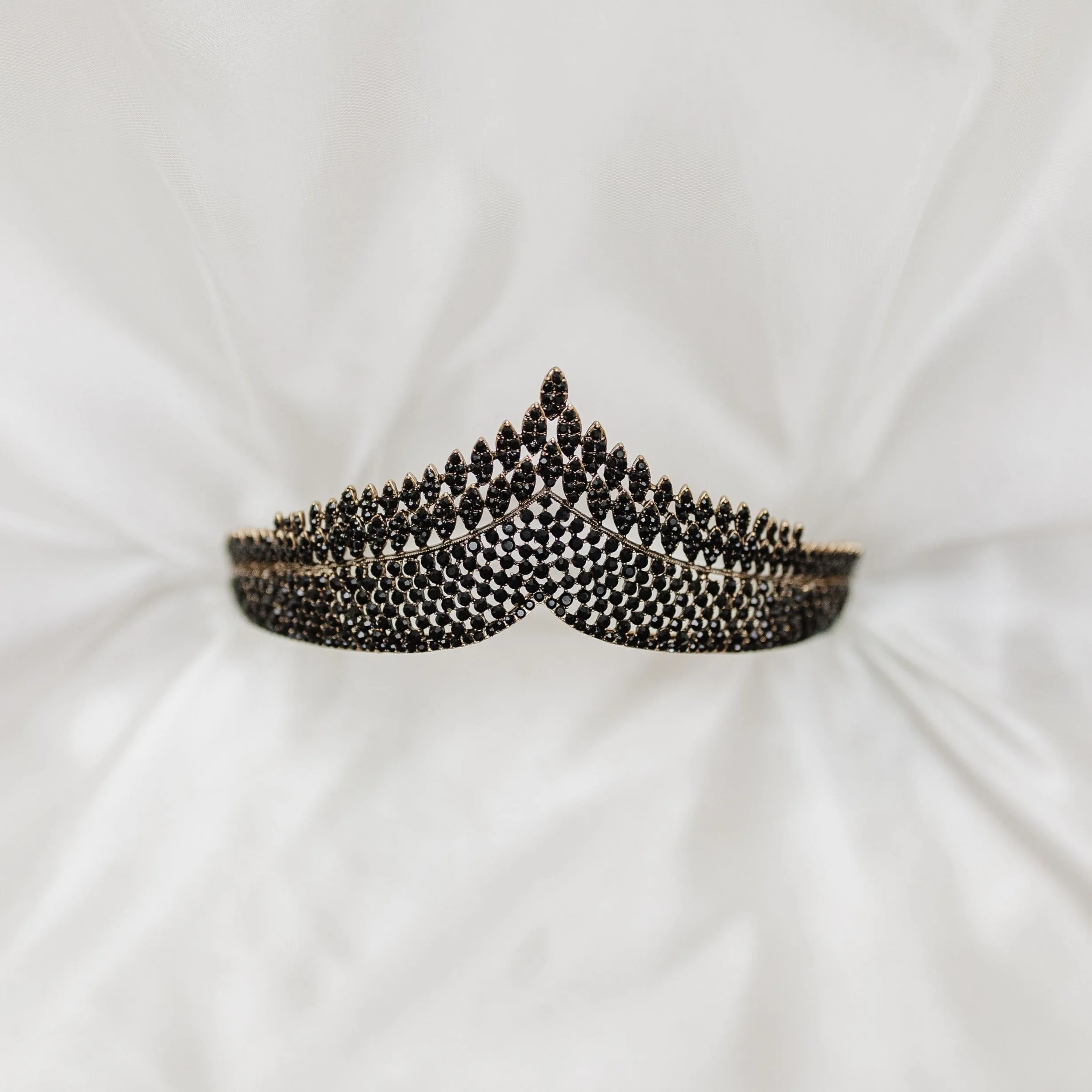 Paola's Tiara in Black