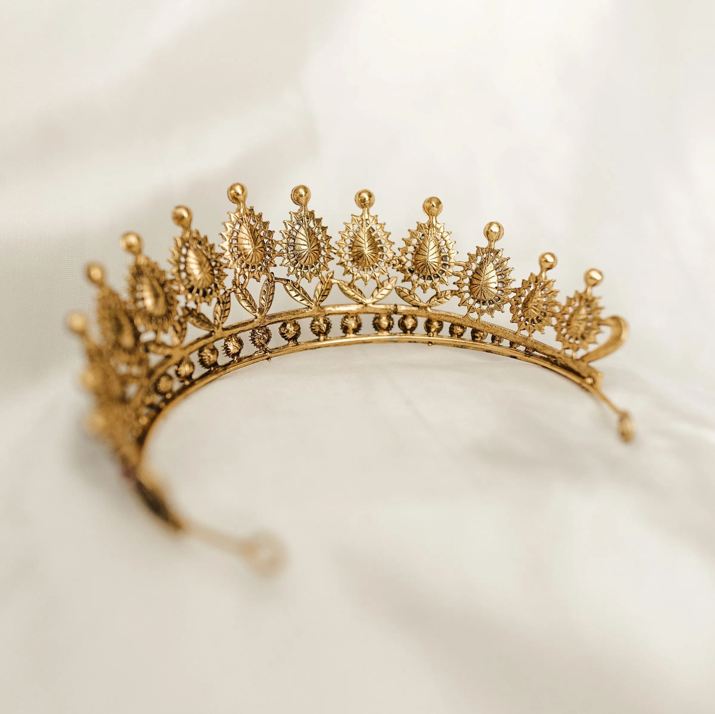 Saya's Tiara in Red & Antique Gold