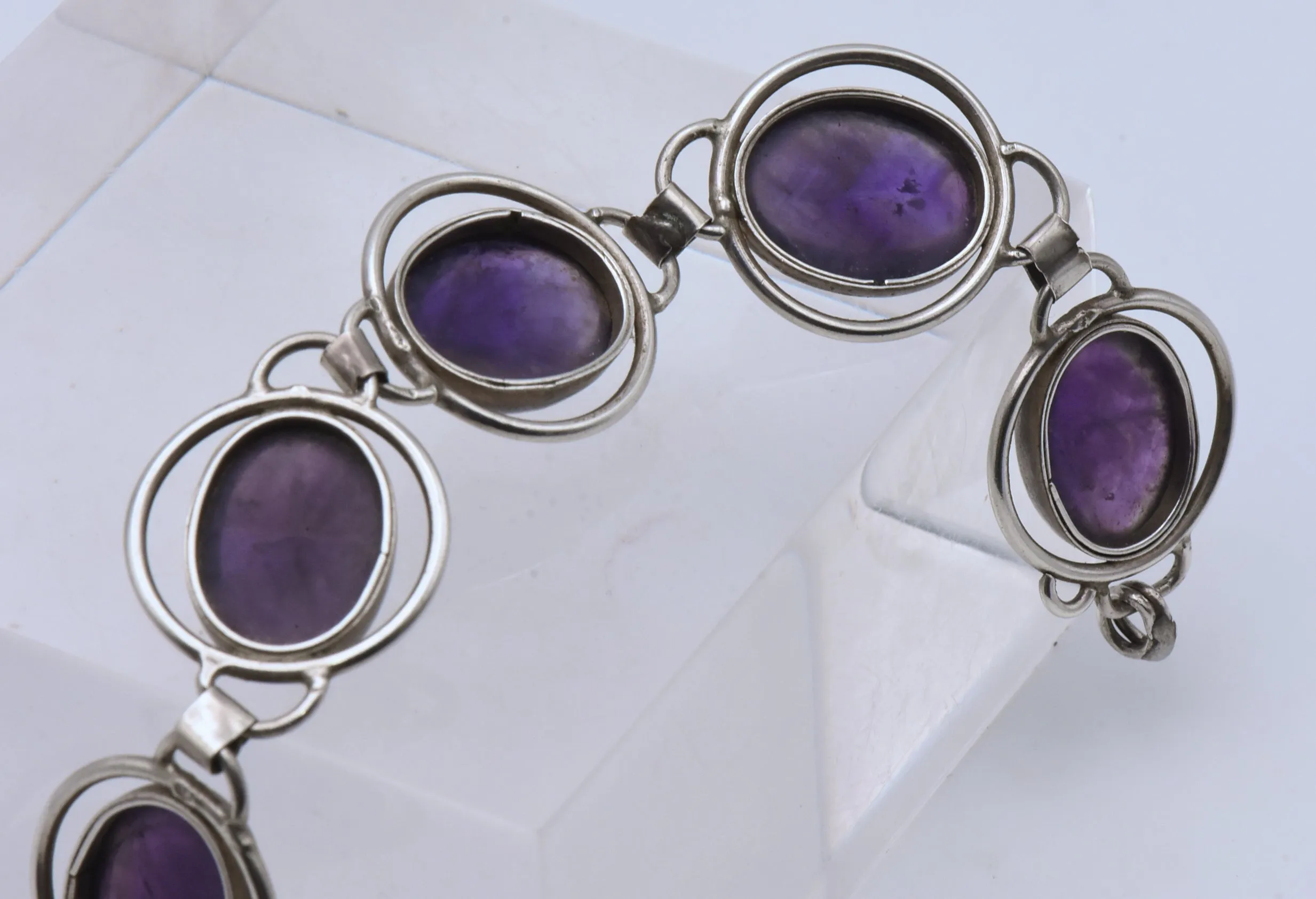 Vintage Handmade Sterling Silver Amethyst Cabochons Bracelet - 8"